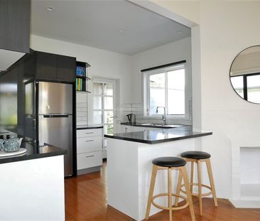 Fully Furnished and Centrally Located - Photo 2