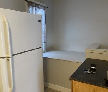 2070 Broder Street — 1 Bedroom - Photo 3