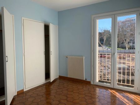 Location Appartement 4 pièces 93 m2 à Perpignan - Photo 2