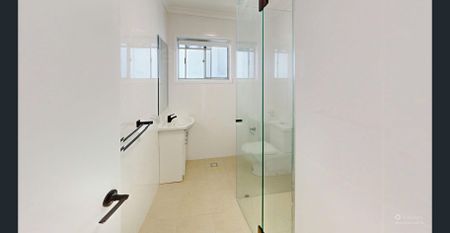 Newly Renovated 2-Bedroom Unit with Sunny Private Balcony - Photo 2