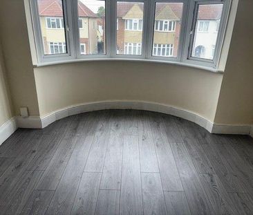 3 bedroom semi-detached house to rent - Photo 6