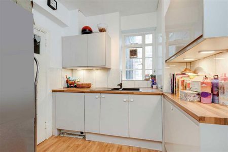 3 bedroom flat to rent - Photo 2