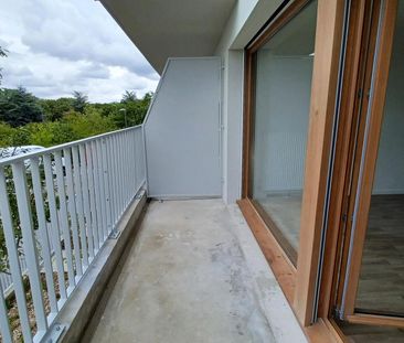 location Appartement T2 DE 43.7m² À CERGY - Photo 2