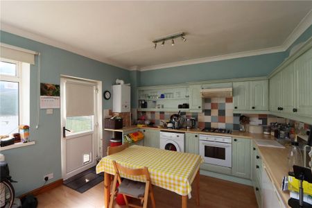 3 bedroom terraced house to rent - Photo 4