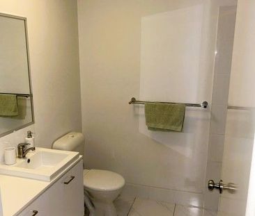 Townhouse - 3 bed, 2 bath, SLUG - Photo 6