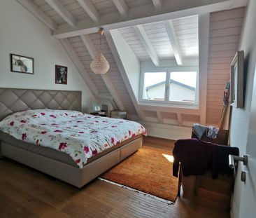 Charmantes 5.5-Zimmer-Doppeleinfamilienhaus in Gempen - Foto 5