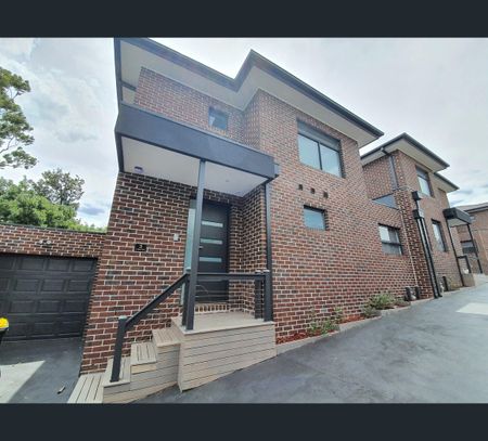 3/1 Clyne Court, Tullamarine, Vic 3043 - Photo 2