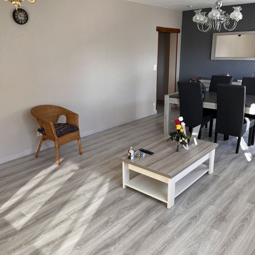Location Appartement 3 pièces 68m² PONTACQ 64530 - Photo 1