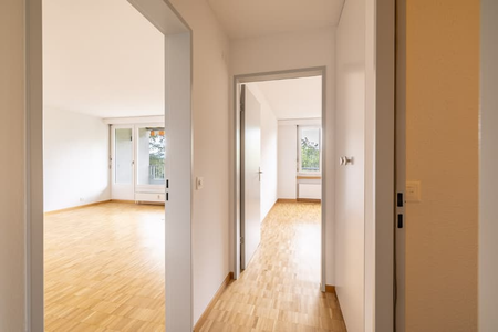"Grosszügige 5.5 Zimmerwohnung in Bellikon" - Photo 5