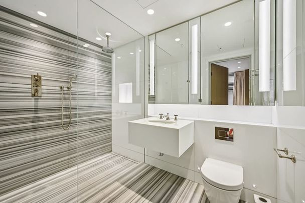 Russel Court, St James's, SW1A - Photo 1