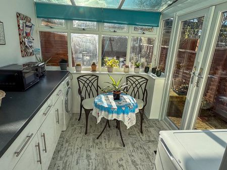 2 bedroom terraced house to rent - Photo 2