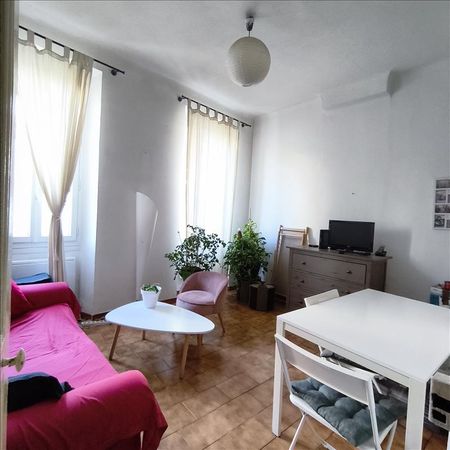2 pièces - Meublé - 36 m² - 1er étage - Colocation non autorisée - Photo 2