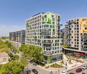 1 room apartment of 56m² in Montreal - Photo 2