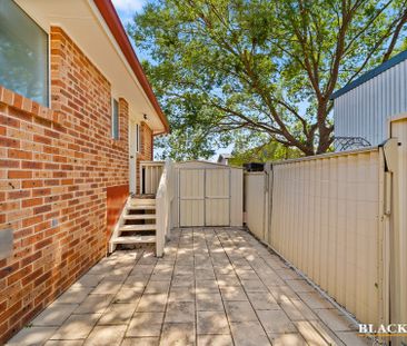 1/5 O'Hanlon Road, Queanbeyan NSW 2620 - Townhouse For Rent | Domain - Photo 4