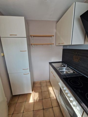 SCHADE HAUSVERWALTUNG - Gepflegte 1-Zimmerwohnung mit Balkon in Lüdenscheid zu vermieten! - Photo 3