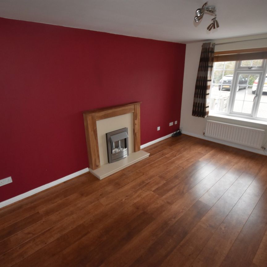 2 bed Terraced - To Let - Photo 1