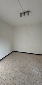 Location Appartement 2 pièces 35m² NIMES 30000 - Photo 3