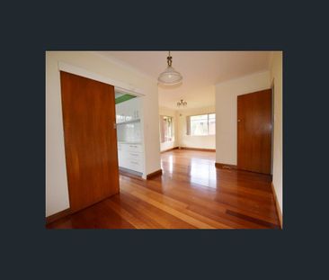 Convenient Two Bedroom Unit in Epping - Photo 6