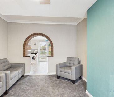 1 bedroom house of multiple occupation to rent - Photo 2