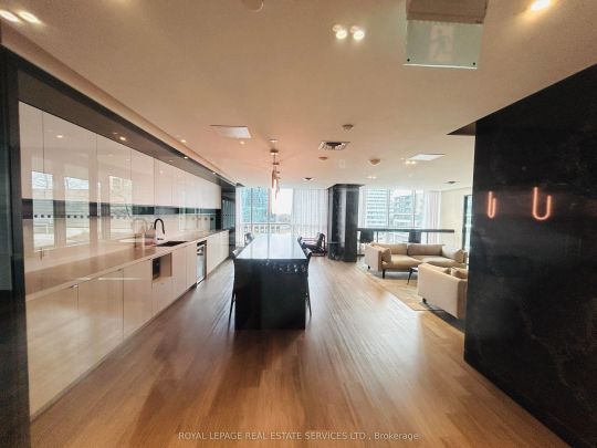 4065 Confederation Parkway #3009 - Photo 1