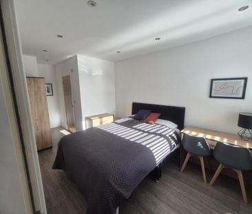 1 bedroom in a house share to rent - Photo 3