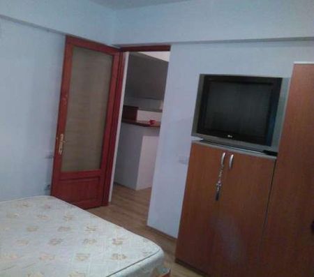3-rooms apartment for rent Center Iasi # code 445 - Fotografie 2