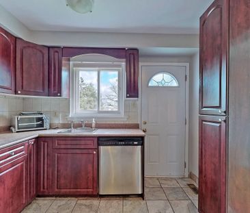 For Lease - 79 Dragoon Crescent, Toronto, Ontario - Photo 1