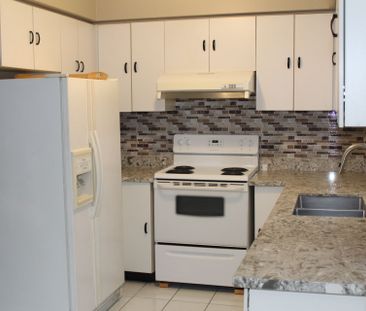 For Lease - 83 Barnes Drive, Ajax, Ontario - Photo 5