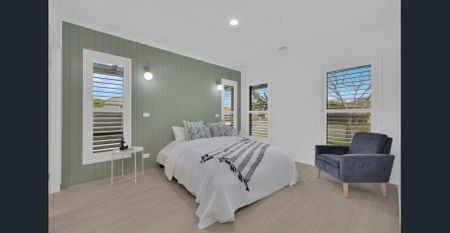 Modern Family In Prime Location - Photo 2