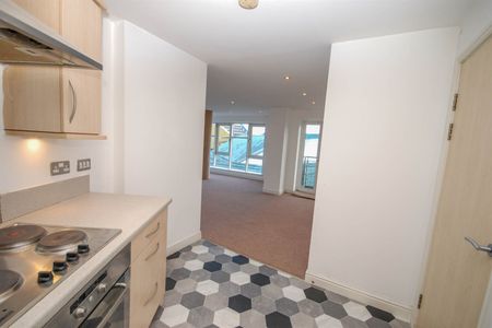 2 bed apartment to rent in The Bar, St James Gate, City Centre, Newcastle, NE1 - Photo 4