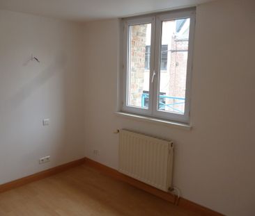 À louer à Amiens, proche centre ville : Type III en duplex - Photo 4