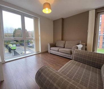 2 bedroom apartment to rent - Photo 4