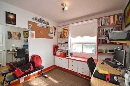 For Lease - 7475 Goreway Drive Unit# 17, Mississauga, Ontario - Photo 5