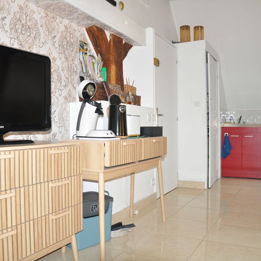 Location Appartement 1 pièce 18m² - Photo 1