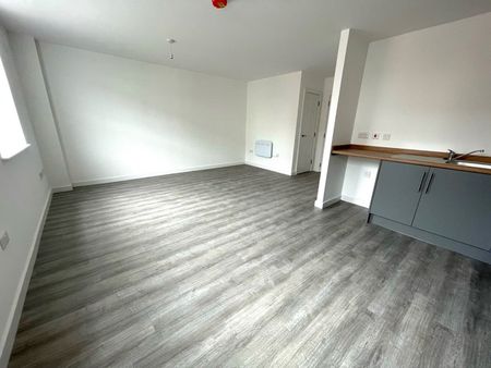 Michael Paul House, Taunton - Photo 5