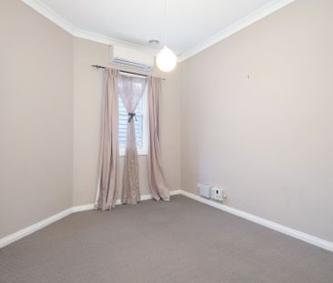 4 BEDROOM HOME IN THE HEART OF THE BALLARAT CBD - Photo 2