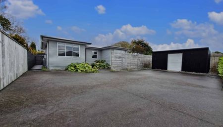 Renovated in Sought after Location - Photo 4