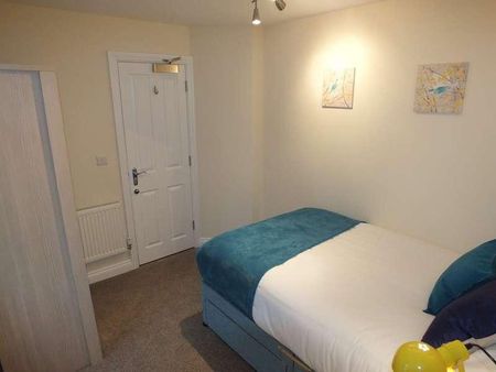 Sona Gardens, Reading, RG30 - Photo 5