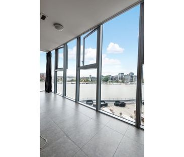Lombard Road, Battersea SW11 - Photo 1