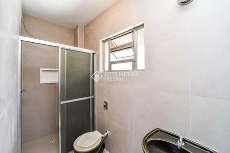 Casa com 4 quartos e 240m² para alugar em Sarandi, Porto Alegre. - Foto 4