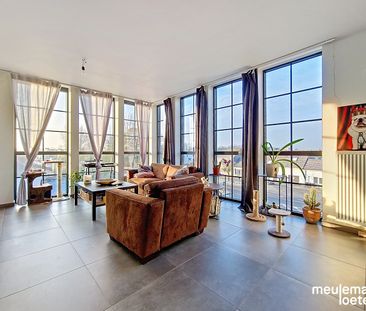 Lichtrijk appartement met ruime woonvolumes - Photo 3