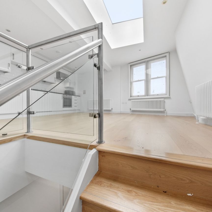 1 Bedroom Apartment, Catherine Street, London, WC2B - Photo 1