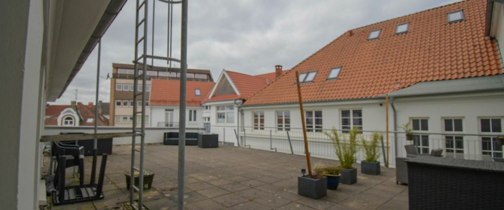 6571- Erstbezug nach Sanierung! Appartement direkt am Oldenburger Hauptbahnhof mit Dachterrasse! - Foto 1