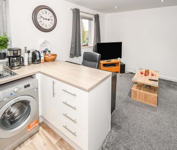 2 bedroom apartment to rent - Photo 1
