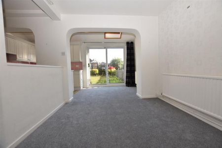 3 bedroom house to rent - Photo 2