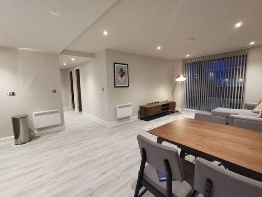 2 bedroom flat to rent - Photo 1