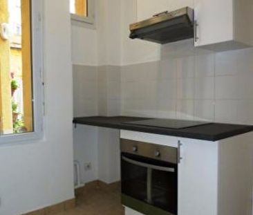 Location Appartement 1 pièce 20m² IVRY SUR SEINE 94200 - Photo 2