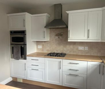 2 bedroom terraced house to rent - Photo 5