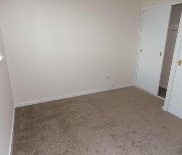 Dadford View, Brierley Hill, DY5 - Photo 2