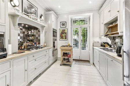 4 bedroom terraced house to rent - Photo 5